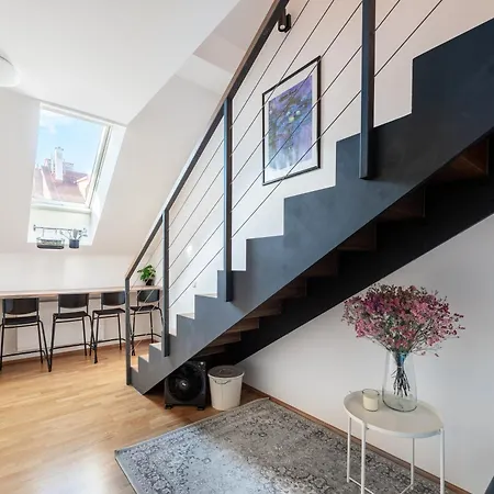 Appartamento Bright Duplex Loft Near Wenceslas Square