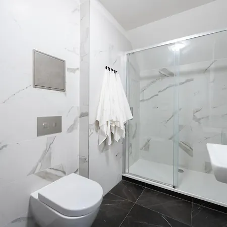 Bright Duplex Loft Near Wenceslas Square