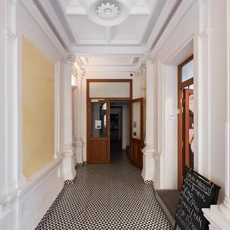 Bright Duplex Loft Near Wenceslas Square