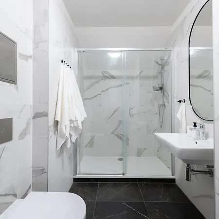 Bright Duplex Loft Near Wenceslas Square Appartamento Praga